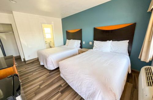 North State Hotel | Town and Country Inn