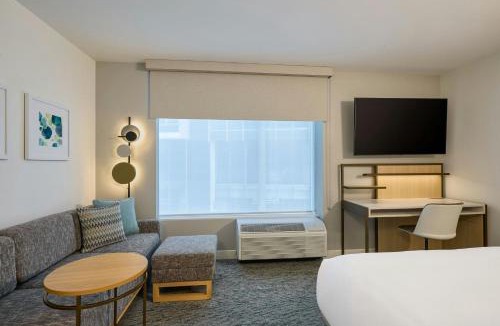 Cheyenne Meadows Hotel | TownePlace Suites by Marriott Colorado Springs I-25 South