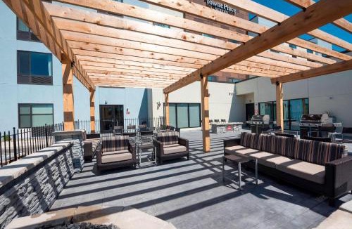 Ontario Hotel | TownePlace Suites by Marriott Ontario-Mansfield
