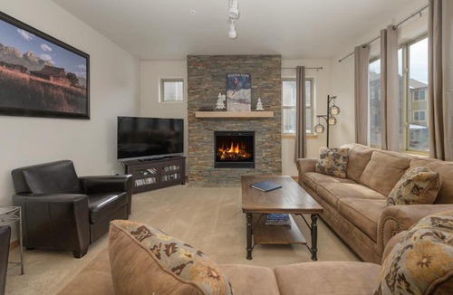 Winter Park Apartment | Trailhead Lodges Building 401 Unit 422