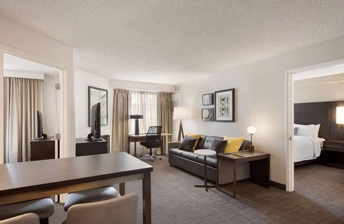 Reno/Tahoe Airport Hotel | Traverse Fleischmann Planetarium and Science Center! Two Captivating Units!