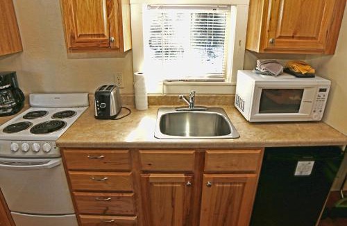 Estes Park House | Triple R Cottages- 4