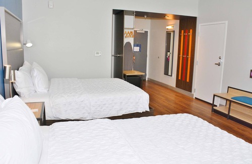 Historic Grand Junction Hotel | Tru by Hilton Grand Junction Downtown