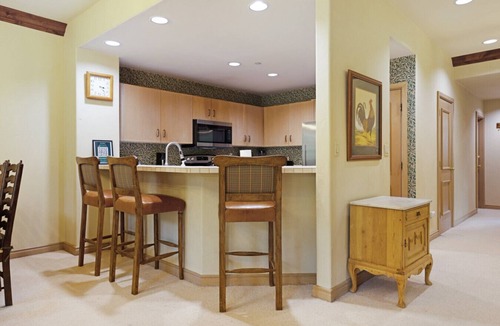 Highlands Townhomes Condo | True Ski-In/Out - Highlands Slopeside Condo