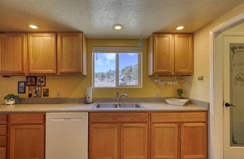 Pagosa Springs Cabin | Tubing Promo! Hot tub, Stunning Mountain Views, Near Downtown!