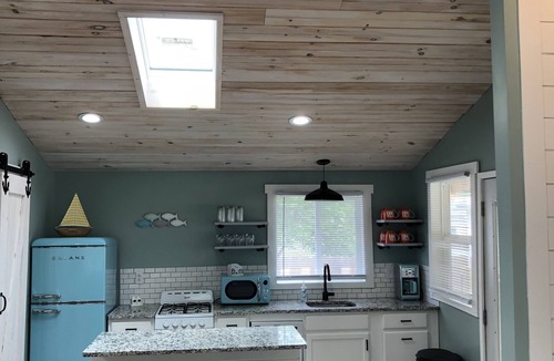 Geneva-on-the-Lake Cottage | Tucker’s Beach Glass Cottage with lake view.