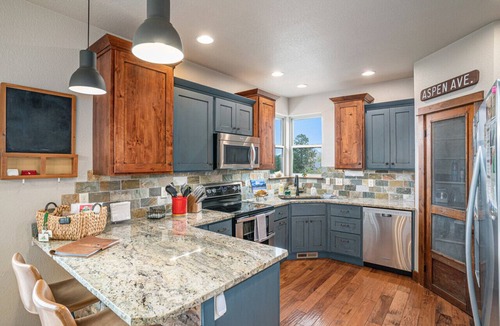 Estes Park House | Twin Owls Luxury 4BR, Views & Game Rm