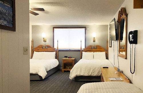 Aspen Hotel | Tyrolean Lodge