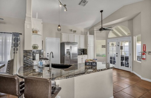 River Mountain House | Ultimate, Central 1 Story, Pool, Hot Tub & Games