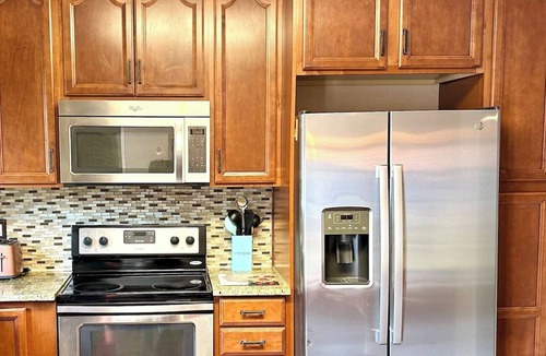 Jewell Heights - Hoffman Heights House | Ultimate Furnished Rental-Centrally Located