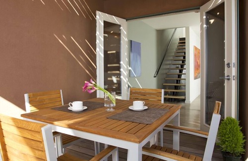 South Capitol Condo | Ultra Modern Contemporary Downtown Loft