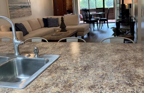 Stuart Apartment | Under the Oaks
