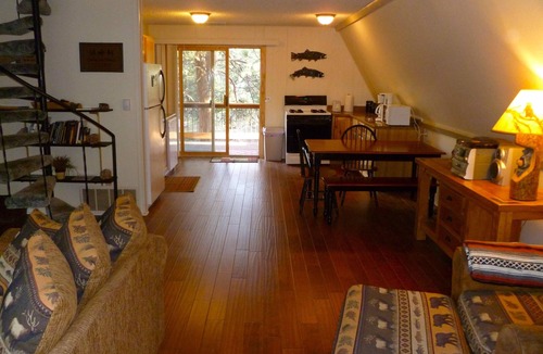 Estes Park Ski Chalet | Unique A-Frame! Just 1.5 mi to Estes & RMNP entrance