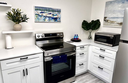 Lauderdale-by-the-Sea Hotel | Unit 2B 3 Bedroom/3 Bath Penthouse Sleeps 10