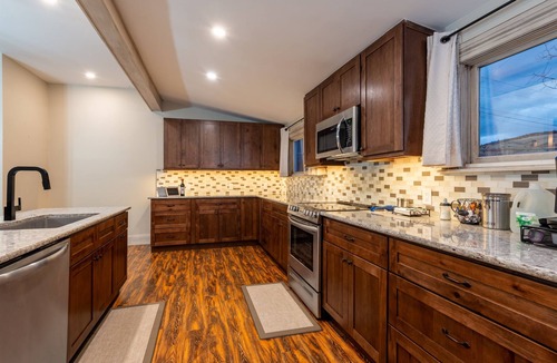 Cripple Creek House | Updated*1895 Victorian*Hot Tub*MTN Views