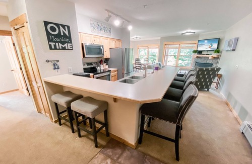 Mountain House Condo | Updated Condo | Hot Tubs, Patio & Mountain Views