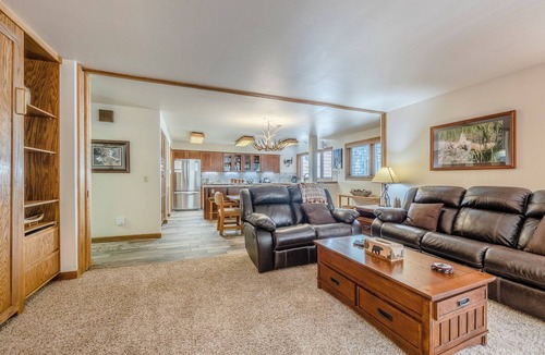 Winter Park Condo | Updated ground-level Ski In/Ski Out condo. Pool & Hot Tub access included