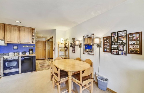 Frisco Condo | Updated top floor Studio near Main Street, Frisco.