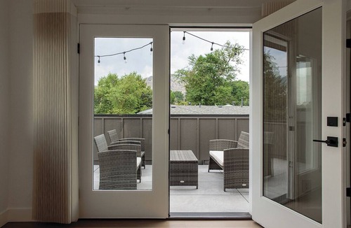 Golden House | Upscale 2-Bed in Golden - Walk to Downtown & Trails, Minutes to Mountains