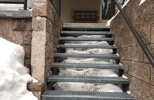 Taos Ski Valley Apartment | Upscale Condo - Walk to the lifts, restaurants and base area in Taos Ski Valley