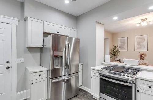 Cleveland House | Upscale Home near Downtown Cle, R&R HoF, Beach, Arena