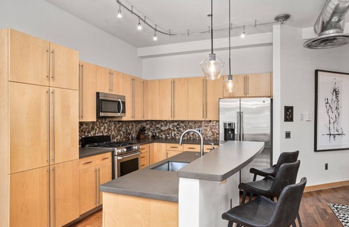 Downtown Steamboat Springs Condo | Upscale Luxury w/AC! Urban Loft in Downtown Steamboat
