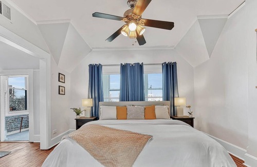 Uptown Condo | Uptown Condo in Heart of Denver