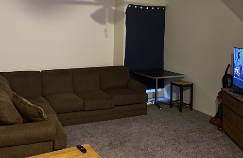 Uptown House | Uptown Square Modern Loft