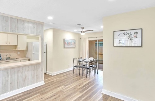 Coral Ridge Isles Apartment | Vacation 1BD Heated Pool near Beach Ft Lauderdale
