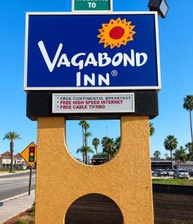 Hemet Hotel | Vagabond Inn Hemet