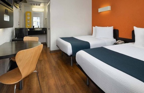 Carpinteria Hotel | Vagabond Inn Santa Barbara - Carpinteria North