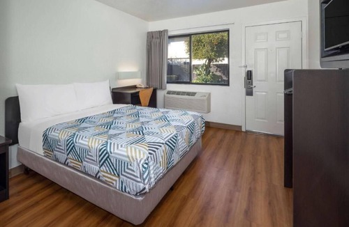 North State Hotel | Vagabond Inn - Santa Barbara