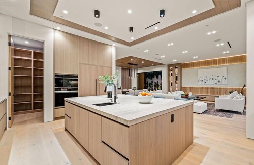 Encino House | Valjean Farmhouse - Ultimate Modern Luxury Estate