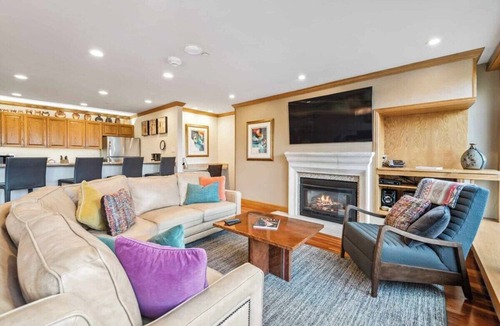 Vail Condo | VB | Beautiful 3 BR Condo w/A/C in Lionshead