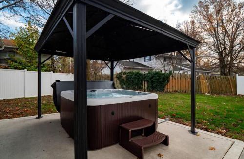 Vermilion House | Vermilion Retreat with Game Room, Hot Tub and Across from Community Pool