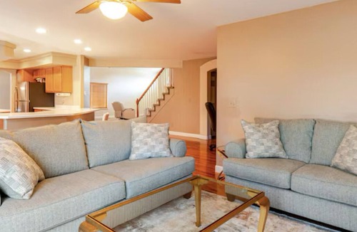 Green Valley Ranch House | Very nice 6bedrooms 4BR. 10 five minutes from Denver international airport