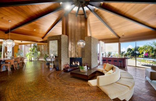 Encino Villa | Via Vallarta