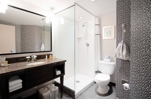 Downtown Denver Hotel | Vibrant Downtown Stay| Walk to Colorado Convention Center | Business Convenience