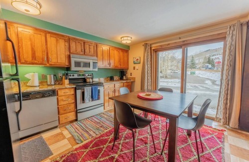 Mount Crested Butte Condo | View of Slopes | Hot Tub, Pool, Ski Bus