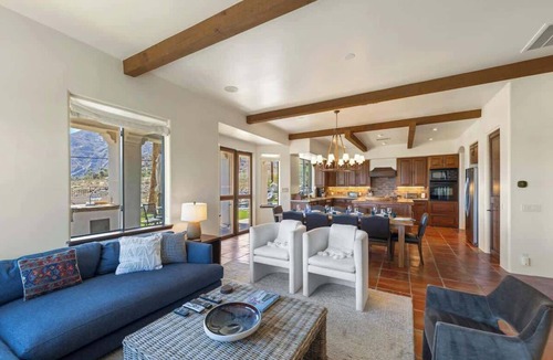 Little Tuscany House | Villa Mariposa: Secluded Luxury, Pano View, 5 BRs