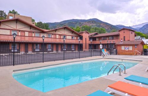Manitou Springs Historic District Hotel | Villa Motel at Manitou Springs