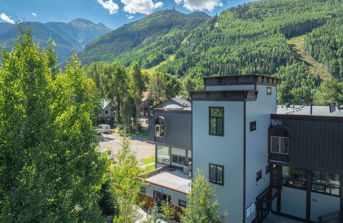 Telluride Apartment | Village Hideaway - Telluride convenience!, Telluride convenience steps to skiing and downtown!