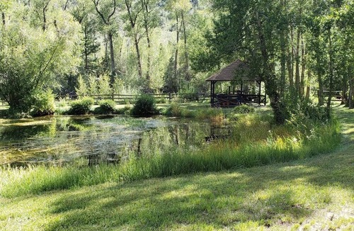 Salida Cabin | Vintage TATA River Cabin: Arkansas River Cabin