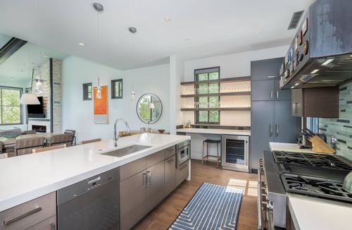 Mountain Village House | Vischer - Mountain Oasis - Luxury Ski in and out