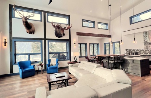 Breckenridge Ski Chalet | Vista Azul Hideaway Private Hot Tub Mountain Views