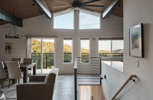 Crestline House | Vista Haus