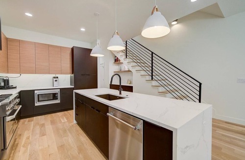 Five Points House | VRBO Oasis in RiNo with Rooftop Hot Tub