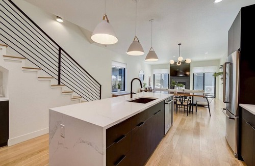 Five Points House | VRBO Oasis in RiNo with Rooftop Hot Tub