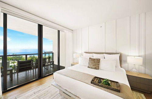 City Center Condo | W South Beach: Oceanview Condo with Pool & Direct Beach Access