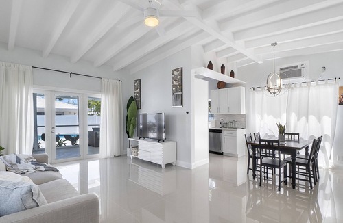 Dolphin Isles House | Walk 2 Beach~Seashell Room~Pool~Firepit